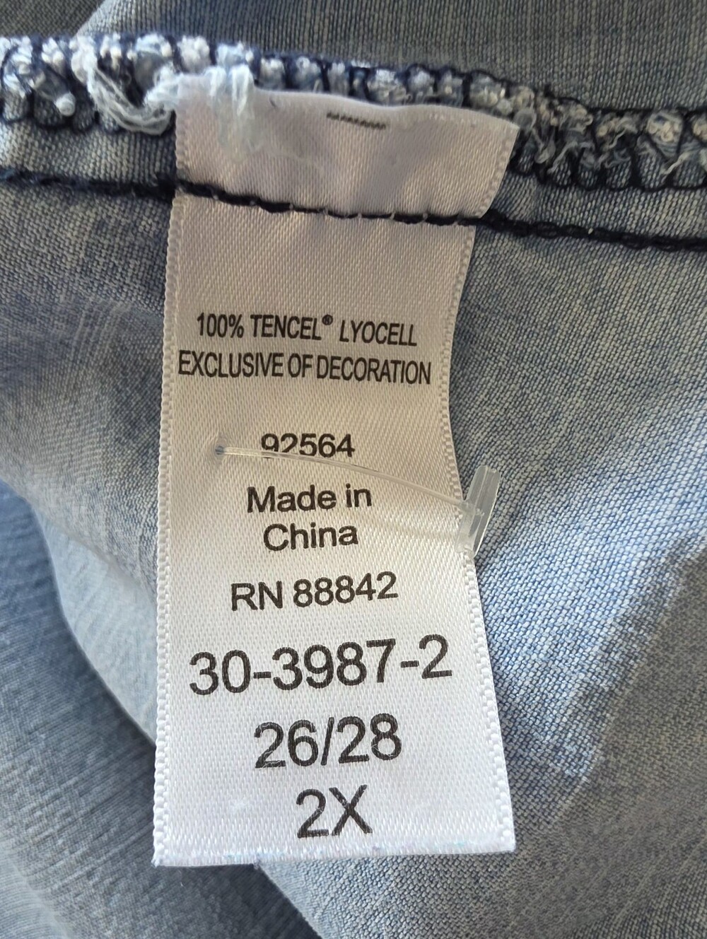Woman Within Light Wash Floral Embroidered Tencel Shirt Size 2X - Picture 4 of 11